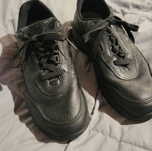 SAS Black sneakers